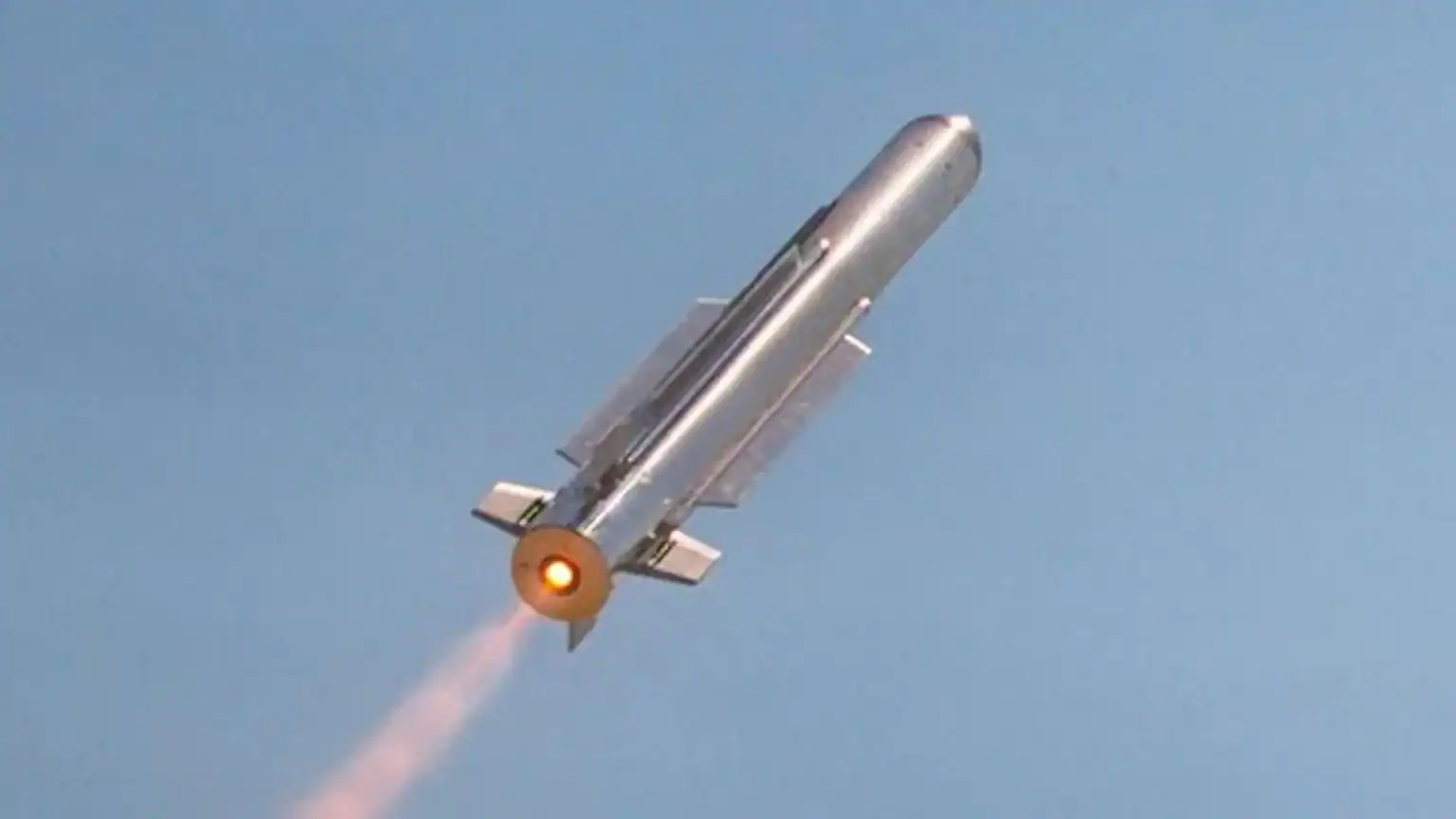 Raytheon оснастила Coyote Block 2C+RM ракетным двигателем, приблизив его к зенитным ракетам