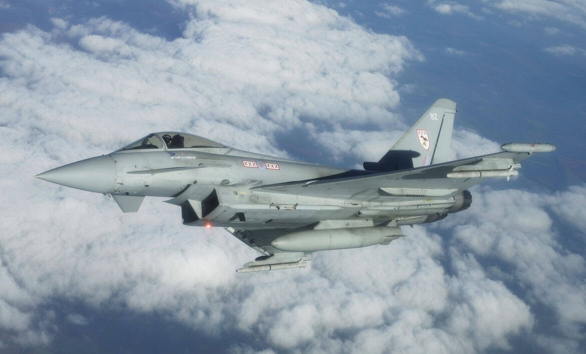 Великобритания направит истребители Typhoon для защиты Саудовской Аравии от атак хуситов